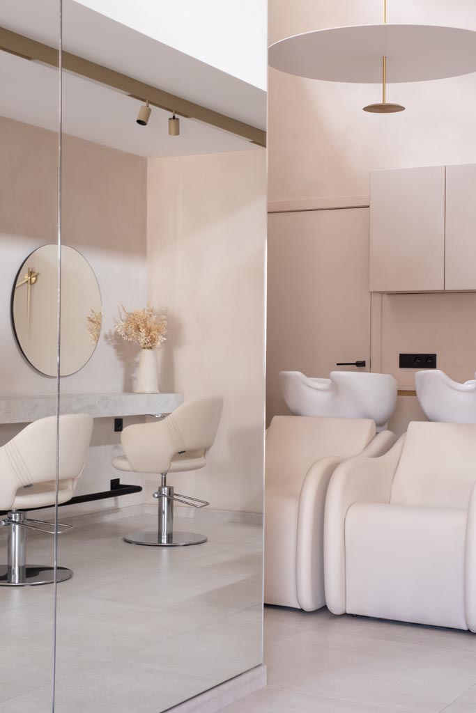 PROJECT BLITZ HAIRSALON - Compact interieur voor kapsalon: stijl ontmoet functie
